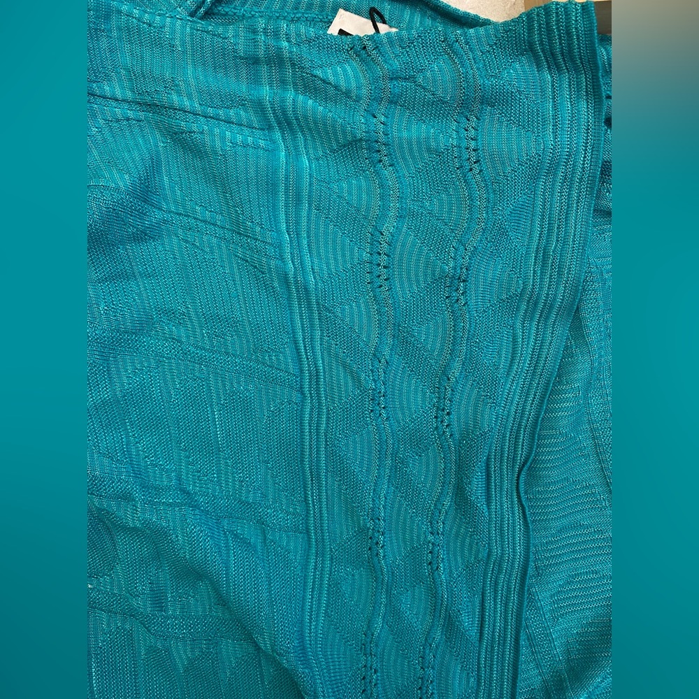 Designer top - Picture 10 of 11